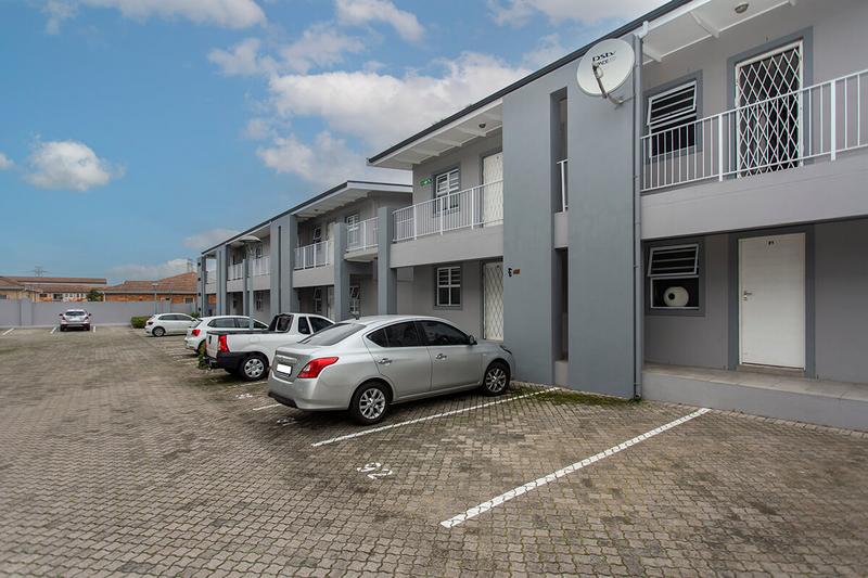 2 Bedroom Property for Sale in Brackenfell South Western Cape